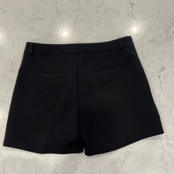 *Brand New* Banana Republic Black Shorts Lined Size 2 - Picture 4 of 5